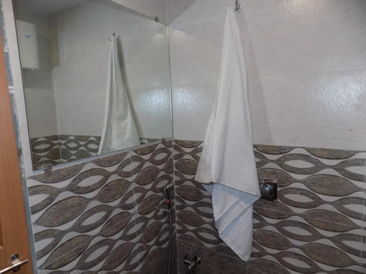 Metro Inn Dormitory Bombaj Zewnętrze zdjęcie