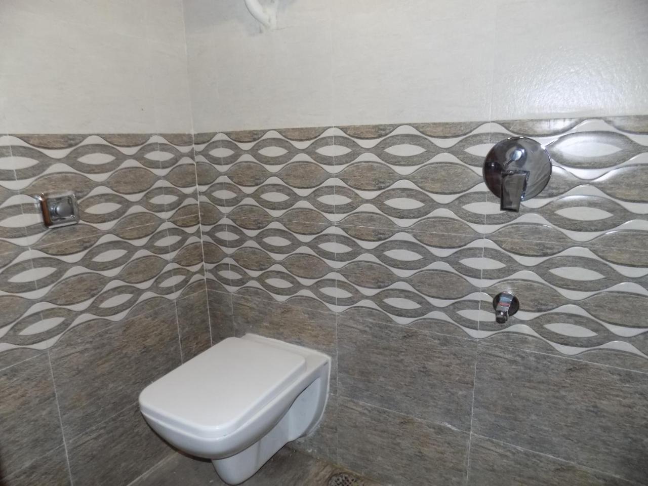Metro Inn Dormitory Bombaj Zewnętrze zdjęcie